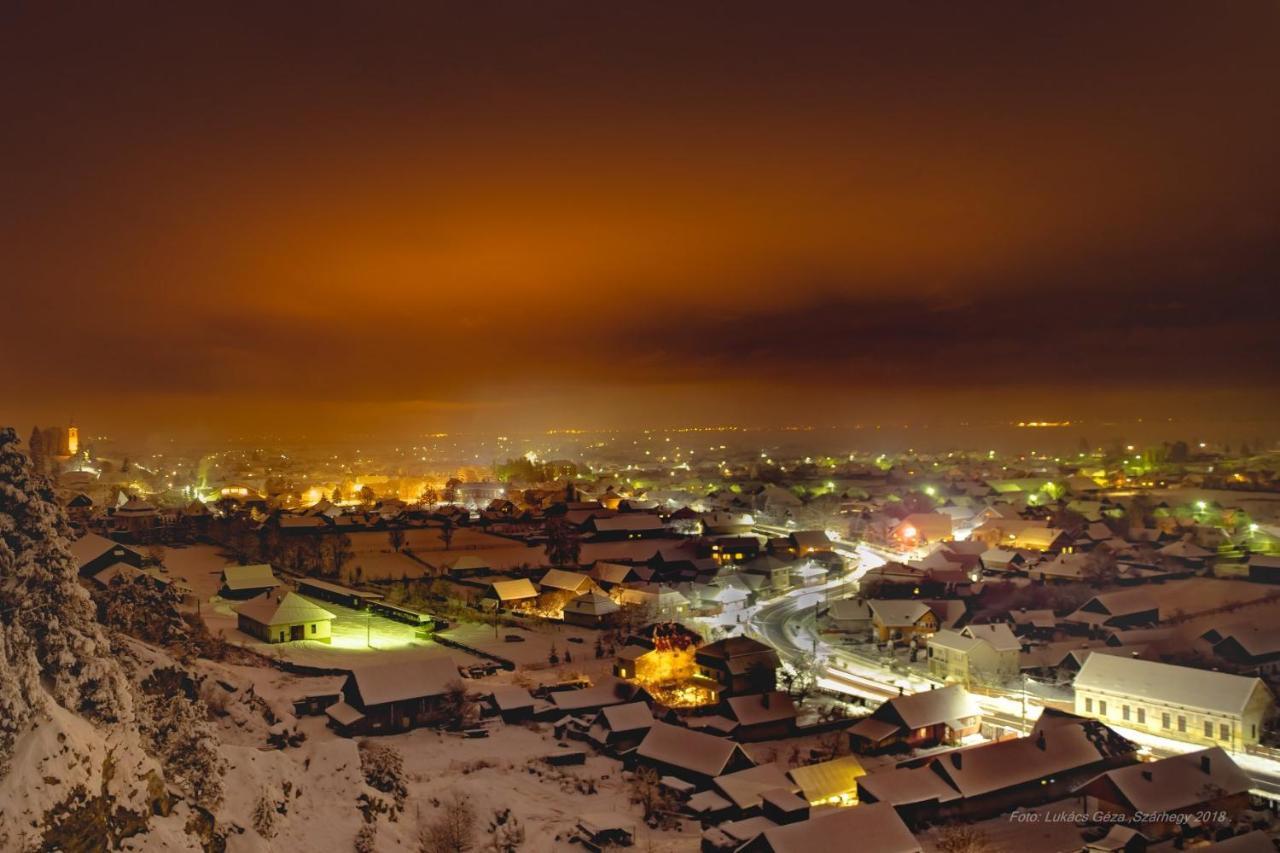 Csergo Ildiko Vendeghaz Hotell Lăzarea Exteriör bild