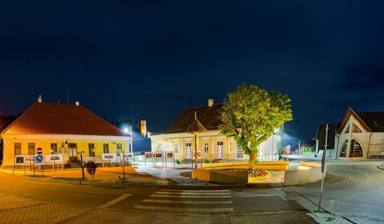 Csergo Ildiko Vendeghaz Hotell Lăzarea Exteriör bild